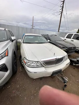 2005 Lincoln Continental