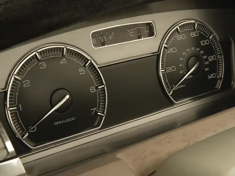 2005 Lincoln MKS - Image 10 of 16