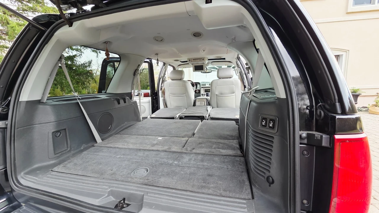 2005 Lincoln Navigator 2nd Gen - Image 20 of 21