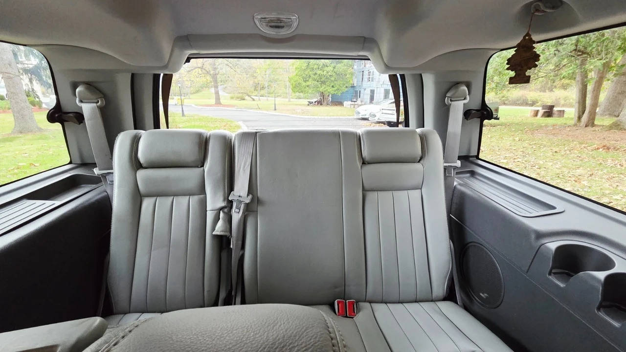 2005 Lincoln Navigator 2nd Gen - Image 7 of 21