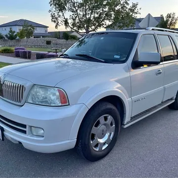 2005 Lincoln Navigator Limited Edition
