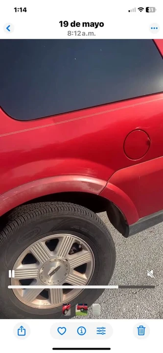 2005 Lincoln Navigator 2nd Gen - Image 2 of 4