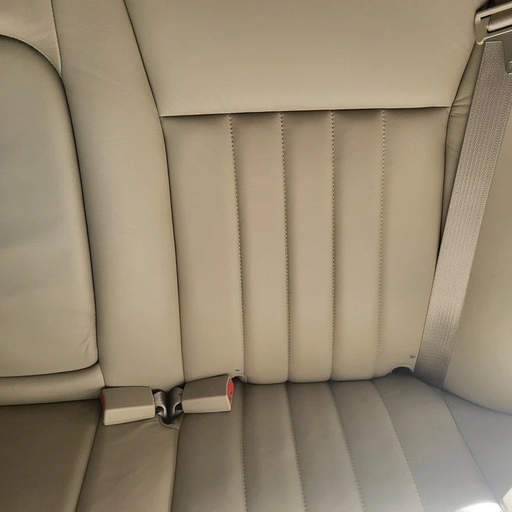 2005 Lincoln Town Car - Image 12 of 18