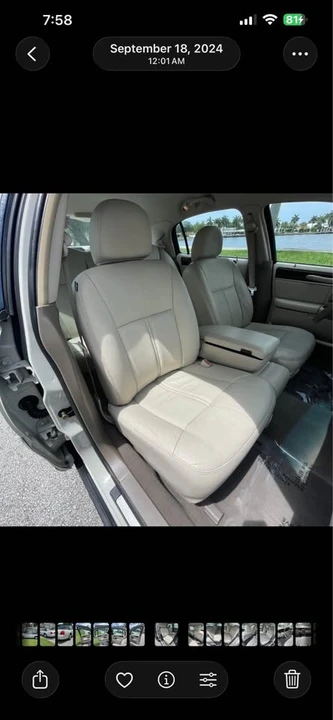 2005 Lincoln Town Car - Image 14 of 17