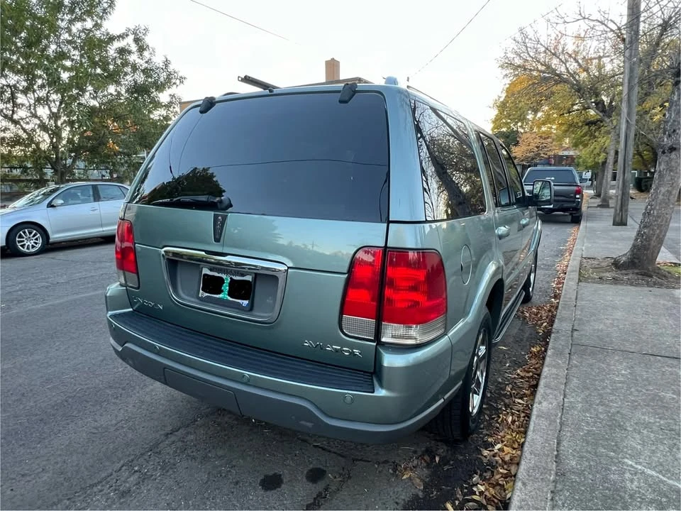 2005 Lincoln Aviator 1st Gen - Image 8 of 12