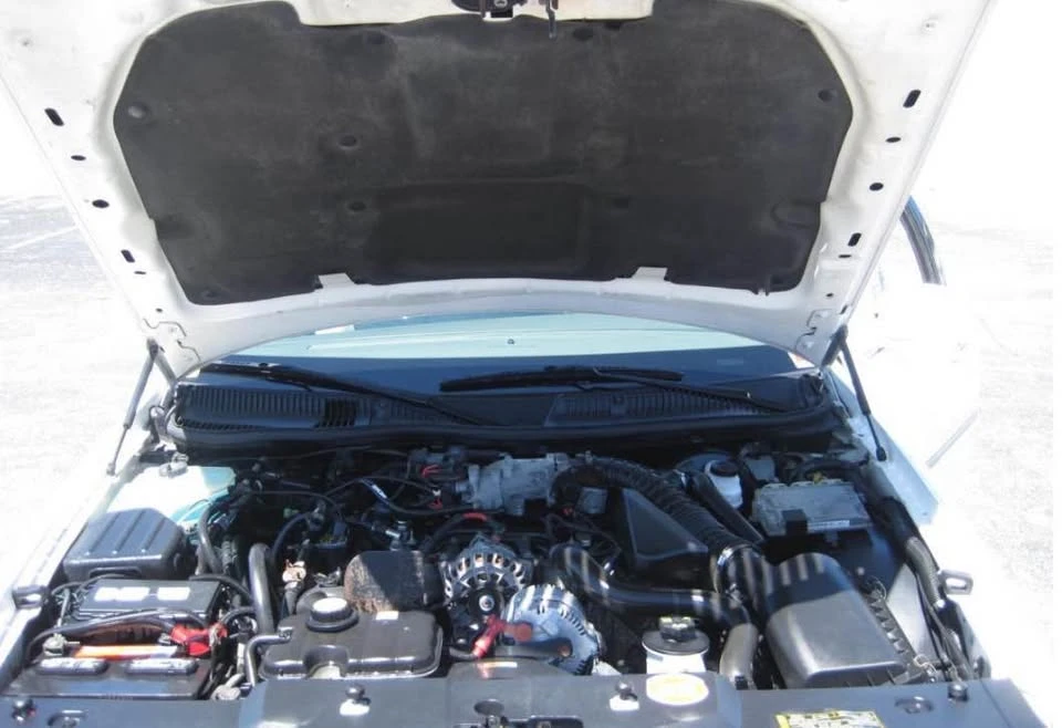 2005 Lincoln Town Car - Image 7 of 11