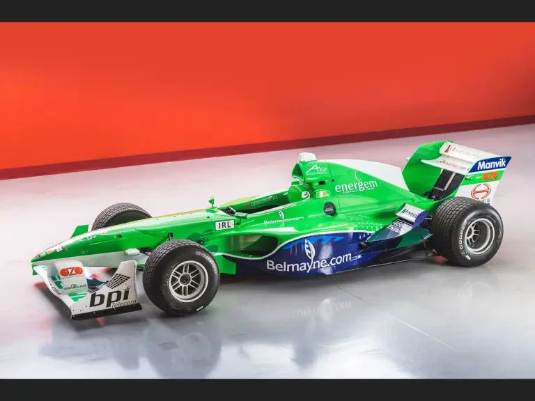 2005 Lola - Image 2 of 31