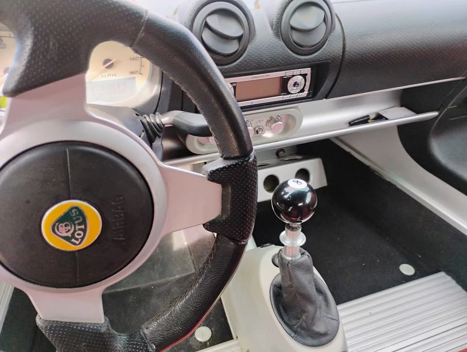 2005 Lotus Elise Series 2 - Image 9 of 16