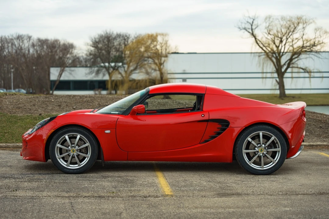 2005 Lotus Elise Series 2 - Image 2 of 31