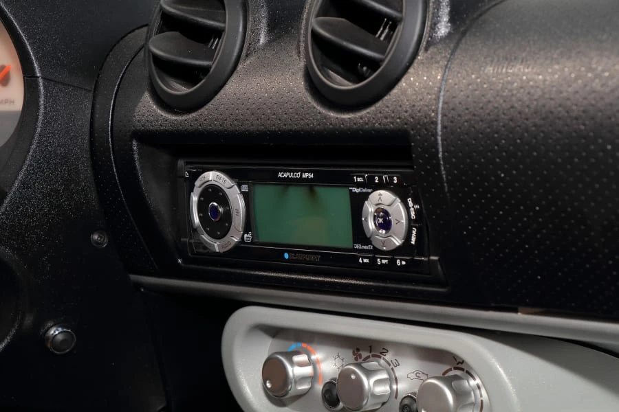 2005 Lotus Elise Series 2 - Image 17 of 22