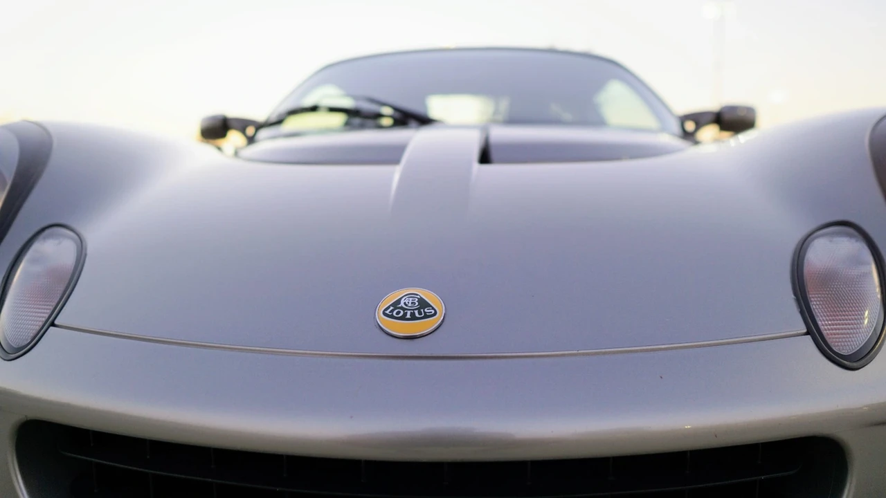 2005 Lotus Elise Series 2 - Image 2 of 21