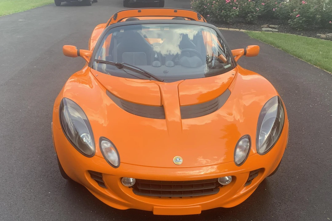 2005 Lotus Elise Series 2 - Image 2 of 28