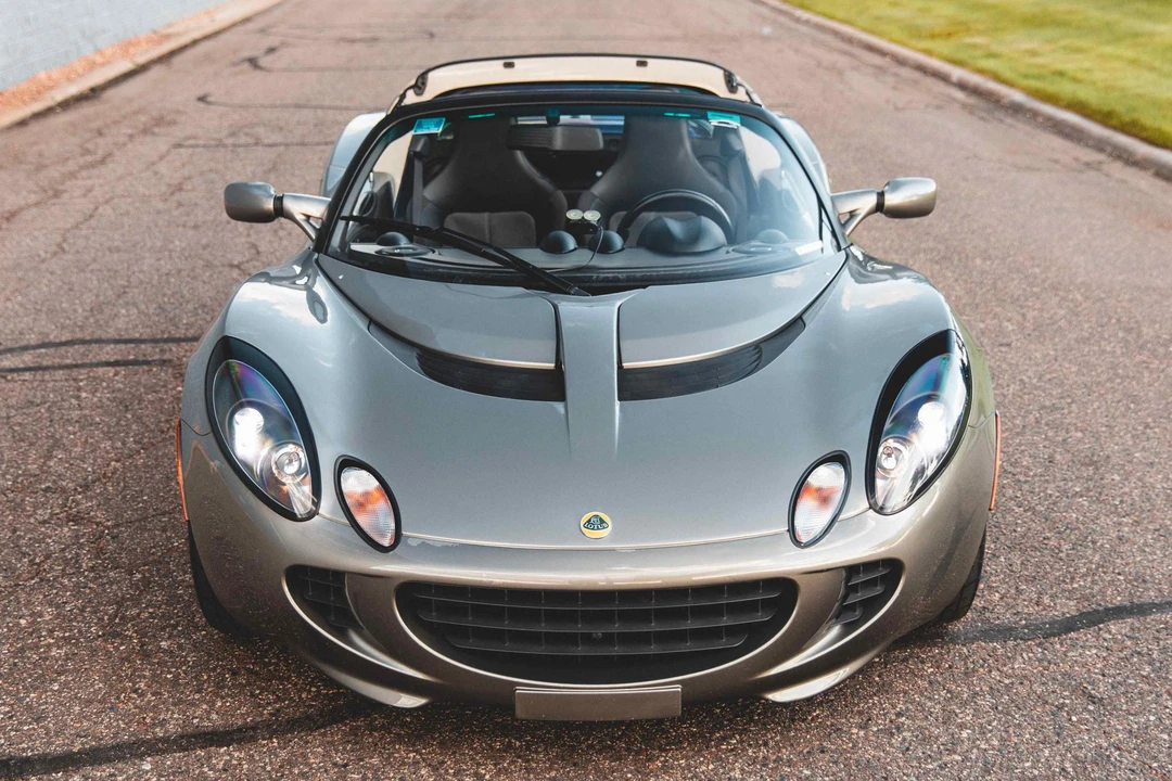 2005 Lotus Elise Series 2 - Image 2 of 31