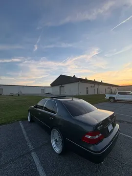 2005 Lexus LS 430