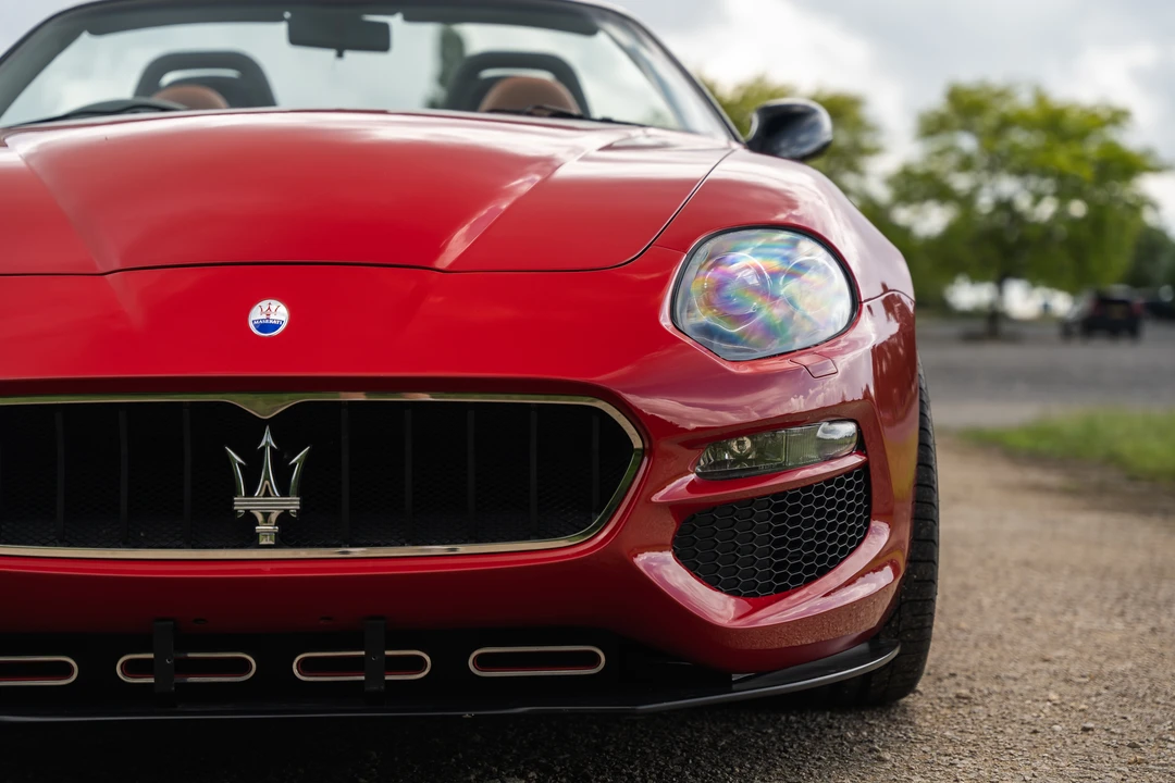 2005 Maserati Spyder - Image 14 of 31