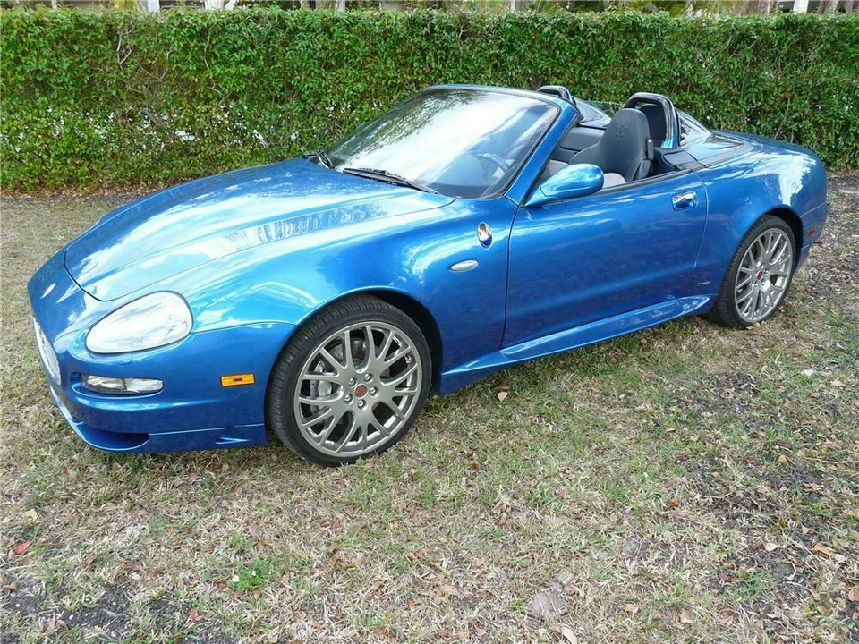 2005 Maserati Spyder - Image 2 of 5