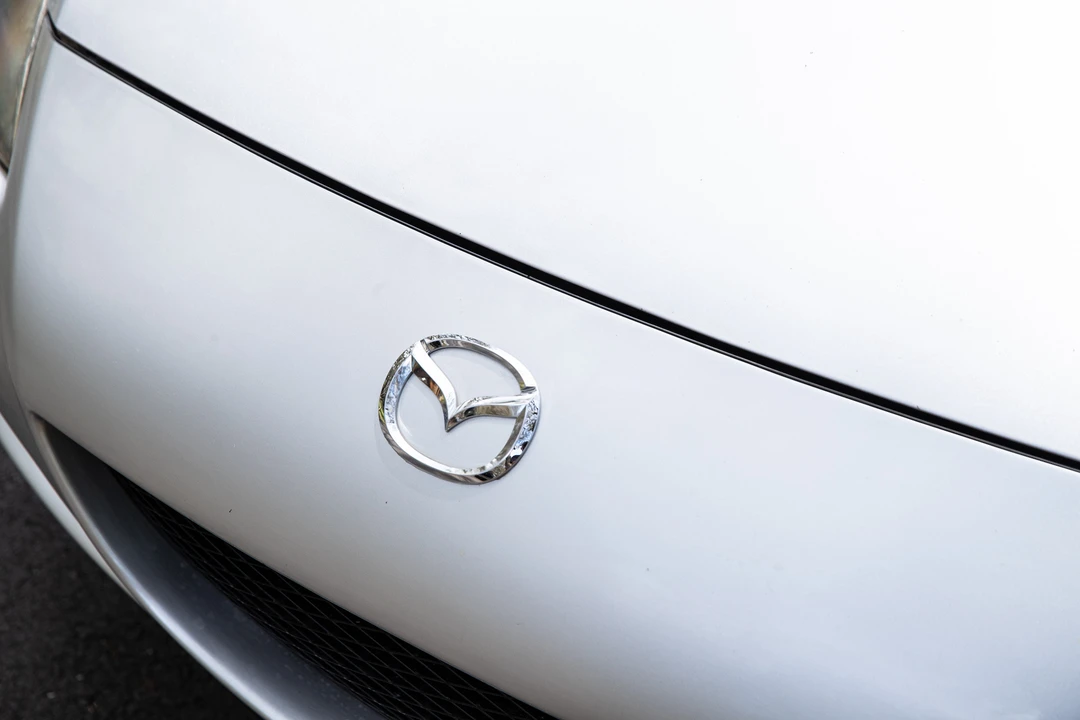 2005 Mazda RX-8 1st Gen - Image 30 of 31