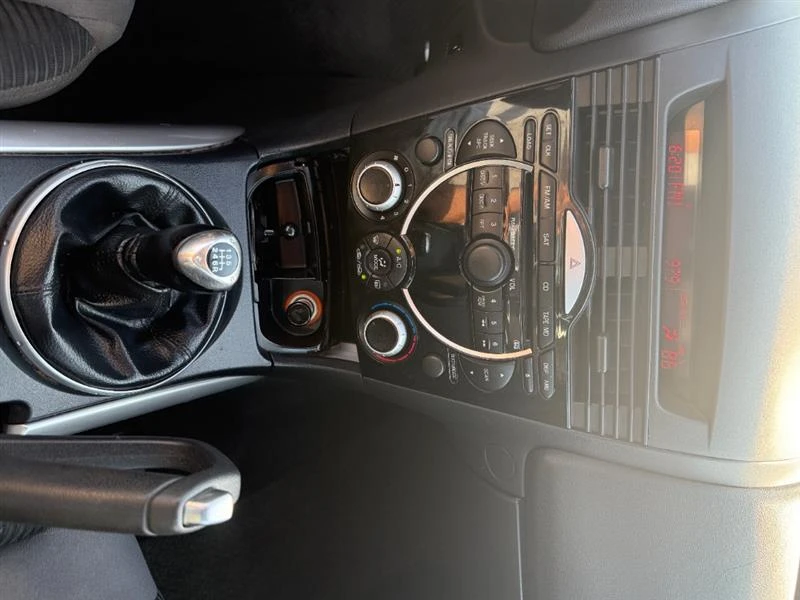 2005 Mazda RX-8 1st Gen - Image 14 of 31