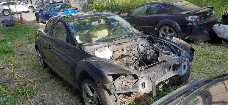 2005 Mazda RX-8 1st Gen - Image 2 of 7