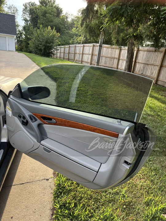 2005 Mercedes-Benz R230 SL-Class - Image 19 of 22