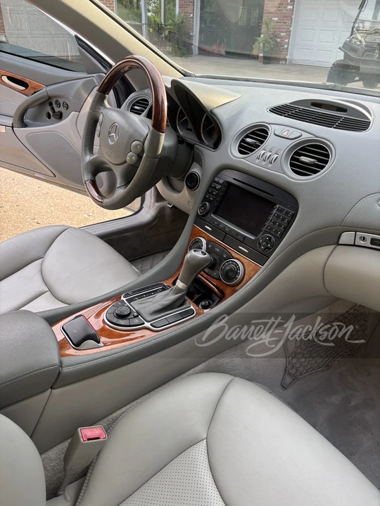 2005 Mercedes-Benz R230 SL-Class - Image 17 of 22