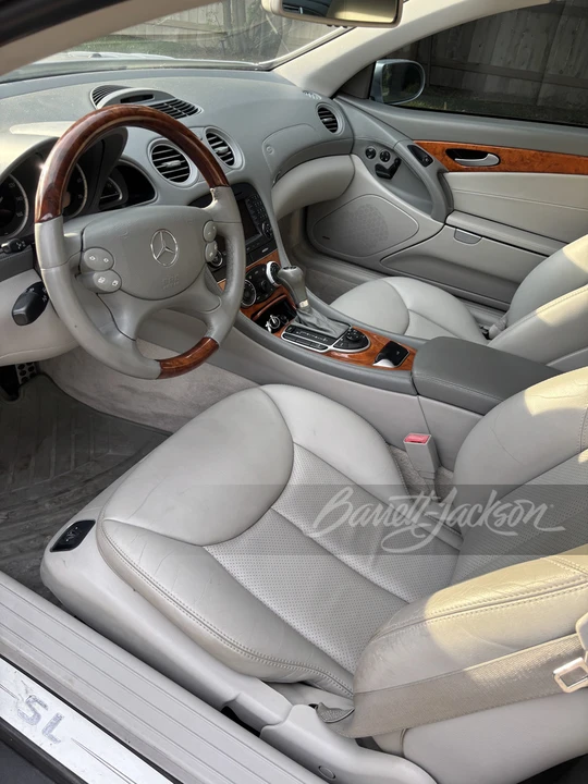 2005 Mercedes-Benz R230 SL-Class - Image 15 of 22