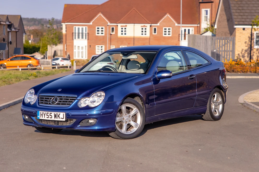 2005 Mercedes-Benz W203 C-Class - Image 2 of 2