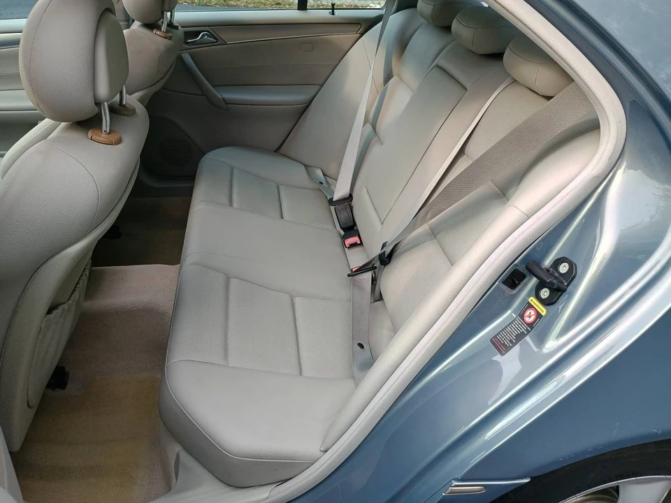 2005 Mercedes-Benz W203 C-Class - Image 17 of 24