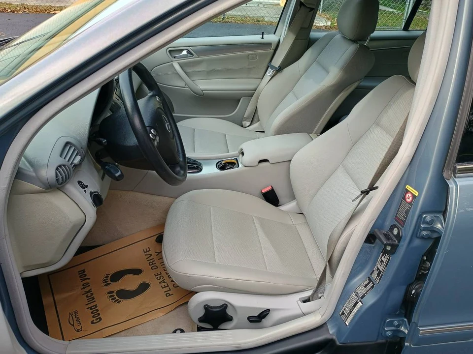 2005 Mercedes-Benz W203 C-Class - Image 9 of 24