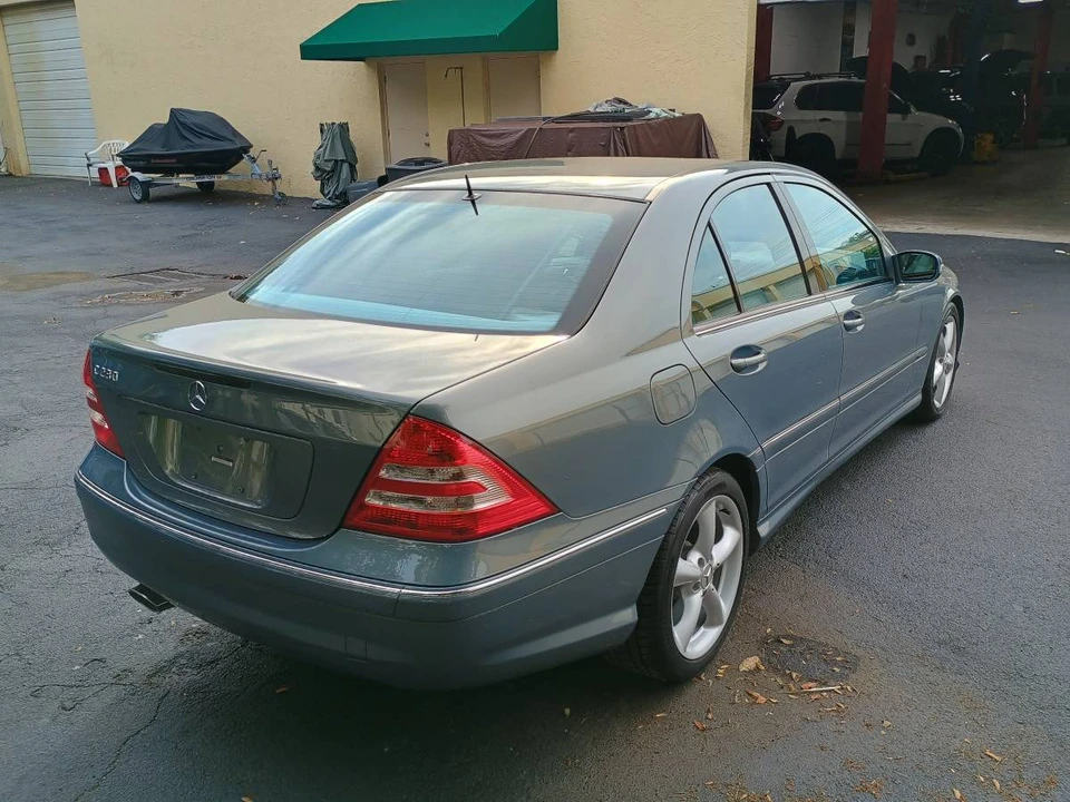 2005 Mercedes-Benz W203 C-Class - Image 3 of 24