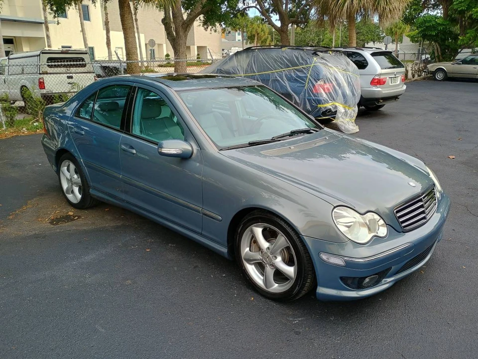 2005 Mercedes-Benz W203 C-Class - Image 4 of 24
