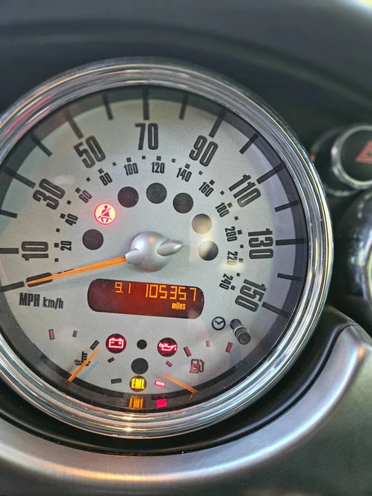 2005 Mini Mini Cooper S 1st Gen - Image 3 of 5