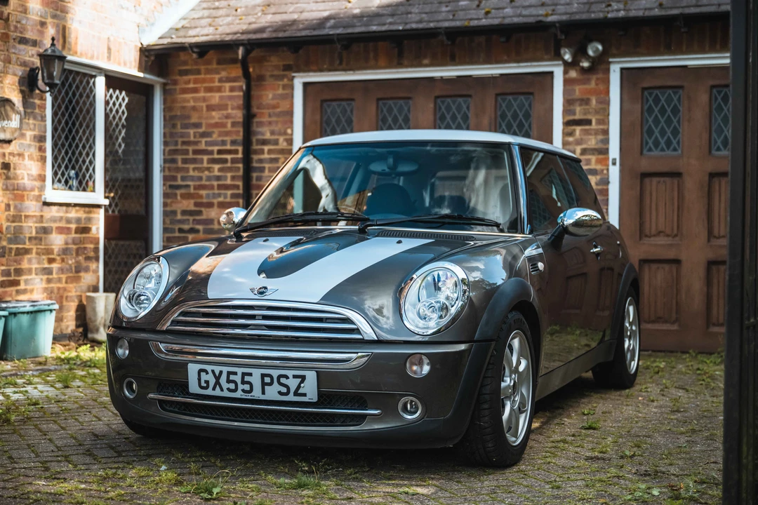 2005 Mini Mini 1st Gen - Image 8 of 31