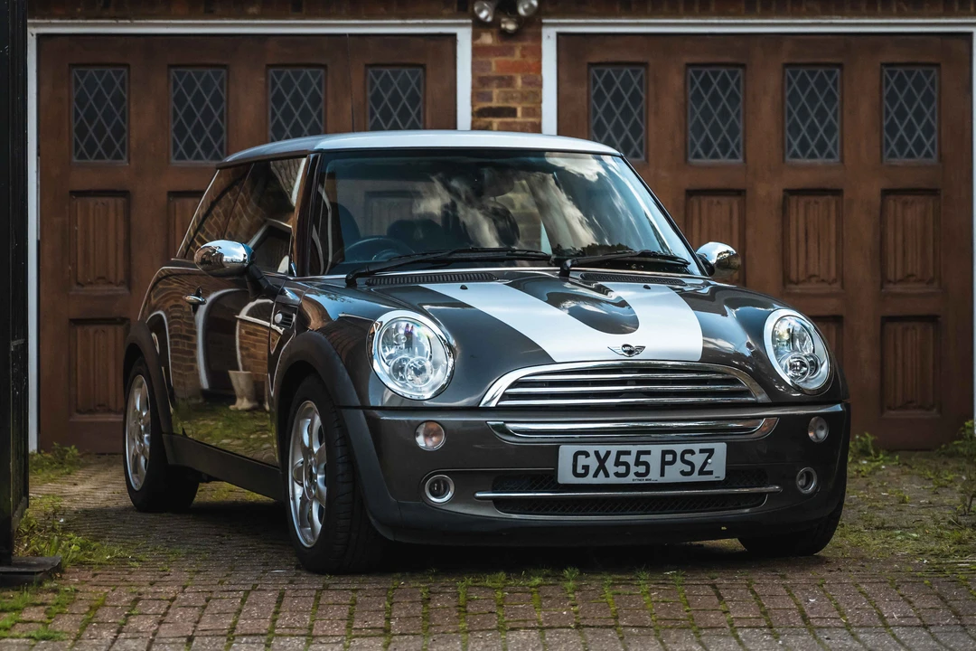 2005 Mini Mini 1st Gen - Image 2 of 31