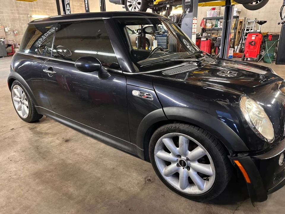 2005 Mini Mini Cooper S 1st Gen - Image 9 of 10