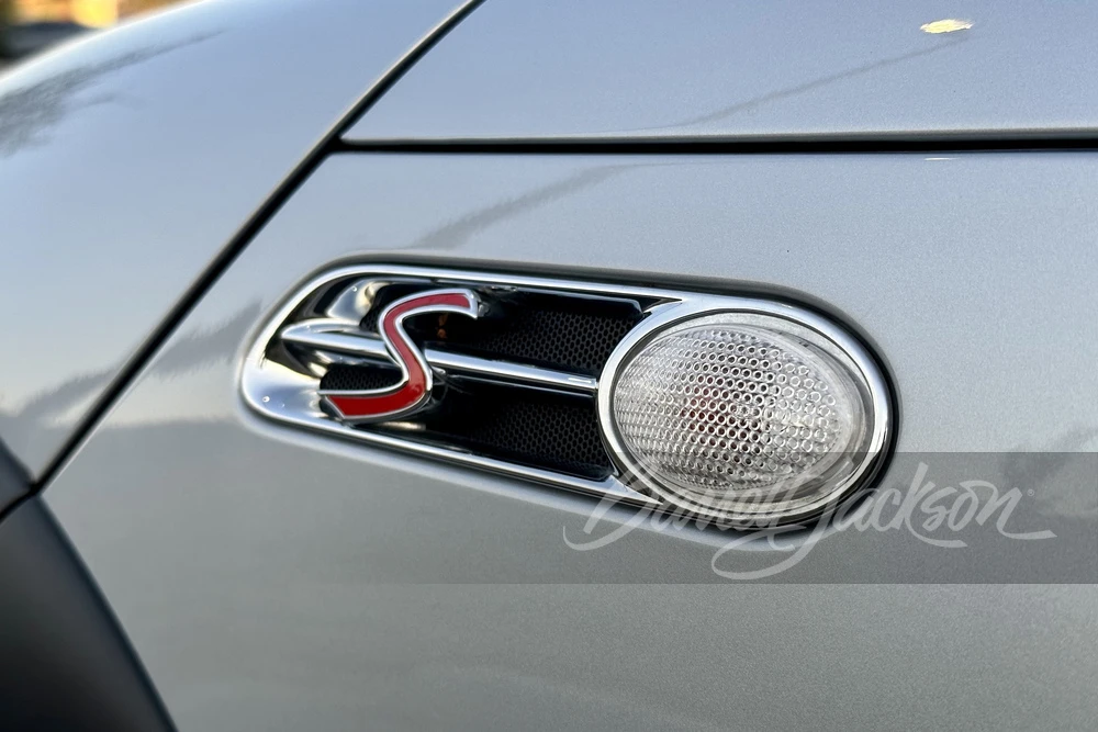 2005 Mini Mini Cooper S 1st Gen - Image 11 of 18