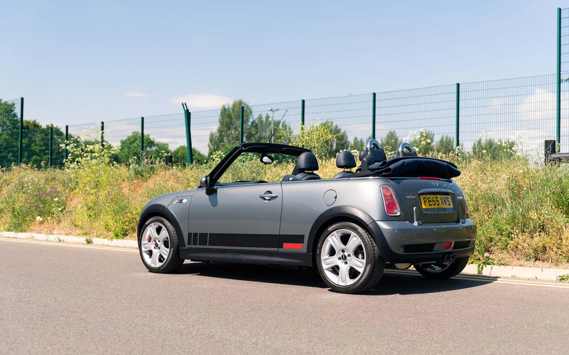 2005 Mini Mini Cooper S 1st Gen - Image 13 of 31