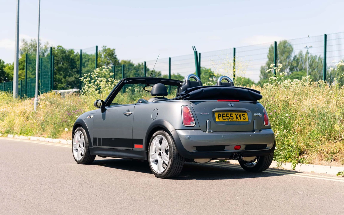 2005 Mini Mini Cooper S 1st Gen - Image 14 of 31
