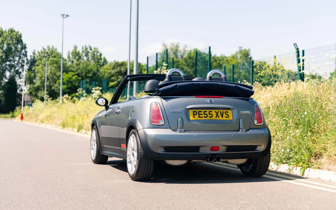 2005 Mini Mini Cooper S 1st Gen - Image 15 of 31