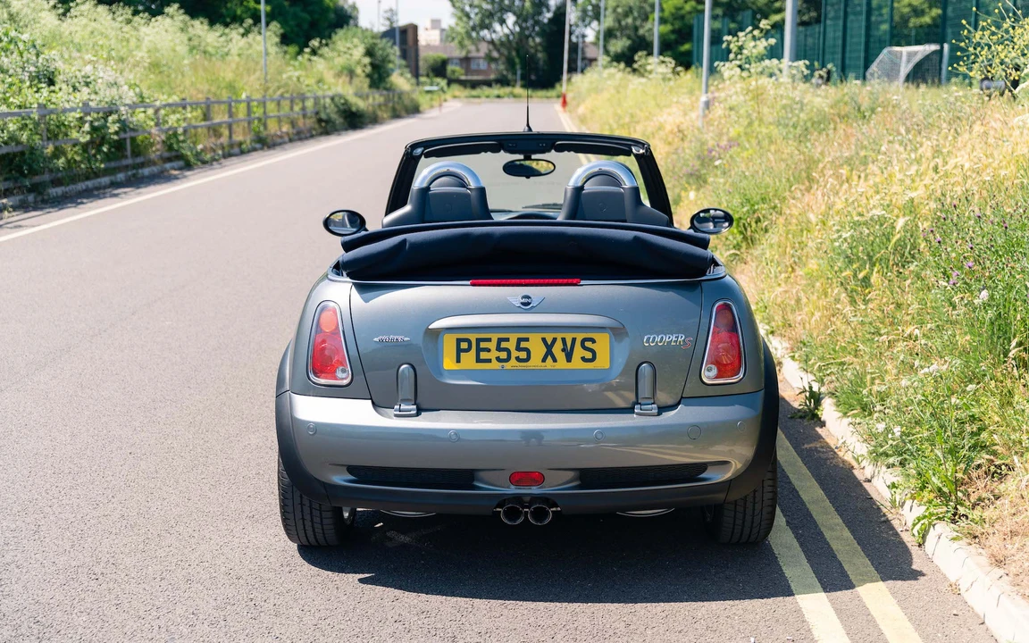 2005 Mini Mini Cooper S 1st Gen - Image 8 of 31