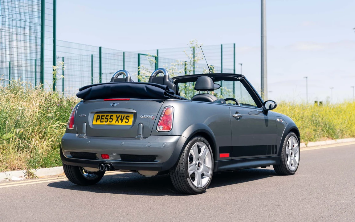 2005 Mini Mini Cooper S 1st Gen - Image 7 of 31