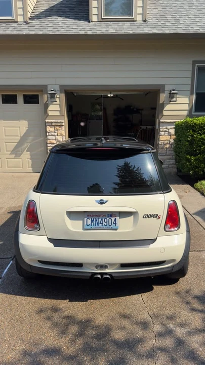 2005 Mini Mini Cooper S 1st Gen - Image 4 of 9