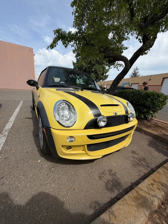 2005 Mini Mini Cooper S 1st Gen - Image 2 of 5