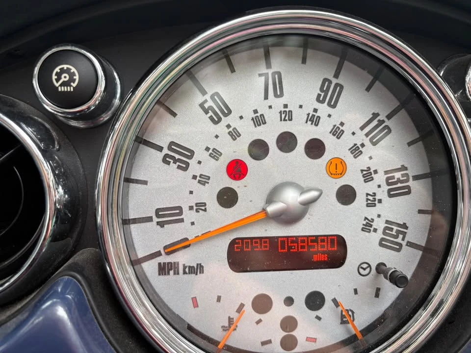 2005 Mini Mini Cooper S 1st Gen - Image 3 of 5
