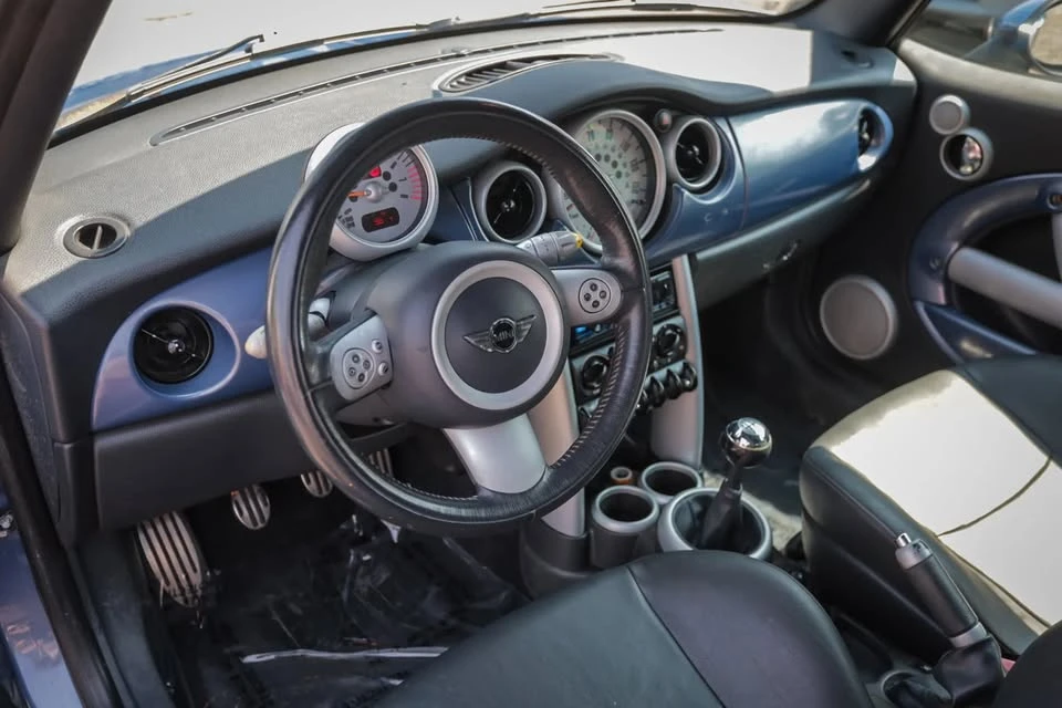 2005 Mini Mini Cooper S 1st Gen - Image 12 of 13