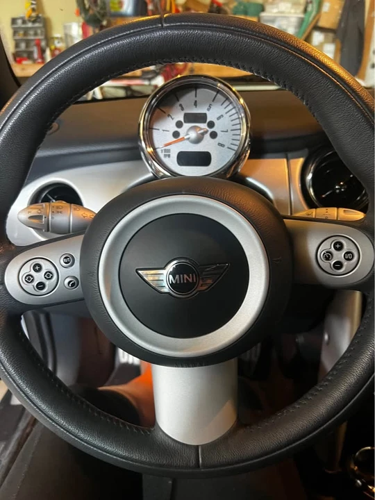 2005 Mini Mini Cooper S 1st Gen - Image 14 of 17