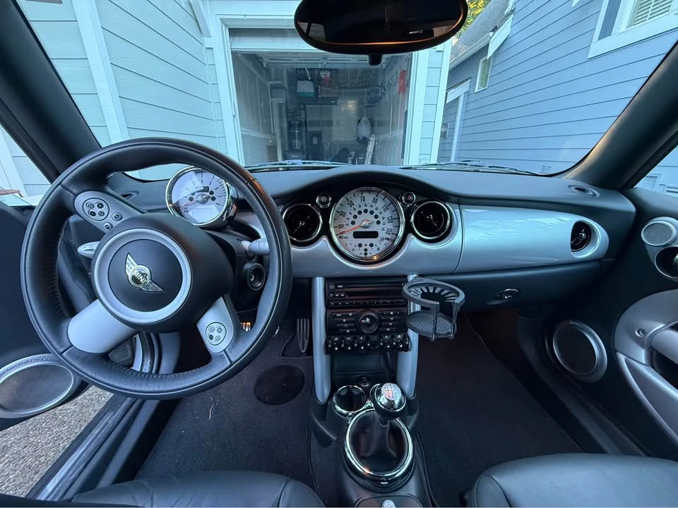 2005 Mini Mini Cooper S 1st Gen - Image 12 of 17