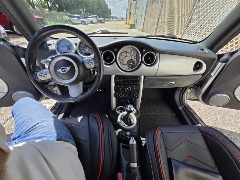 2005 Mini Mini Cooper S 1st Gen - Image 9 of 16