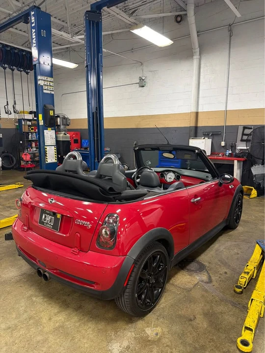 2005 Mini Mini Cooper S 1st Gen - Image 5 of 7