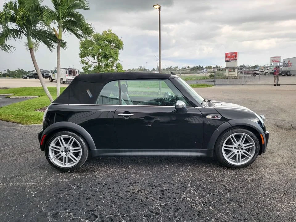 2005 Mini Mini Cooper S 1st Gen - Image 5 of 18